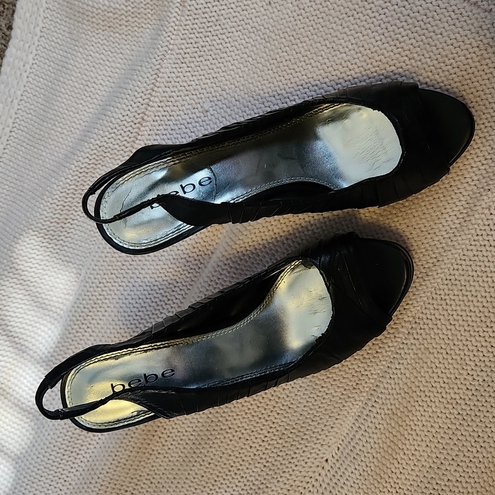 Size 8 bebè black sling backs